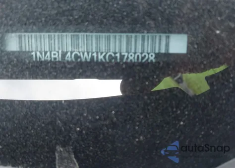 2019 Nissan Altima 2.5 Sr из США, поврежденный, VIN 1N4BL4CW1KC178028